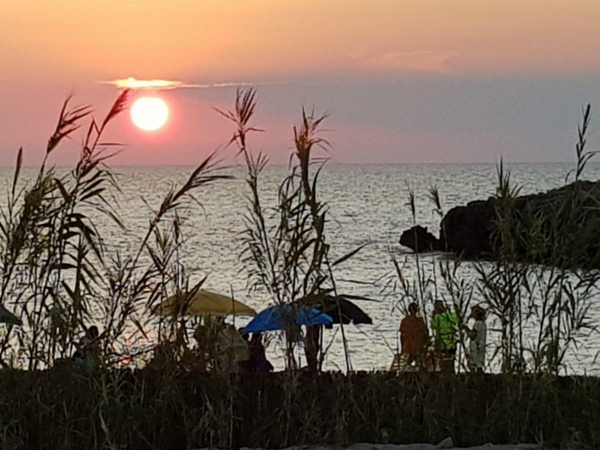 Apulia Beach Лепорано Экстерьер фото